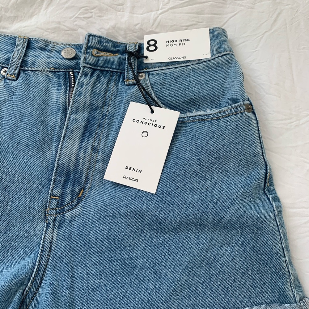 Glassons shorts - Picture 2 of 4